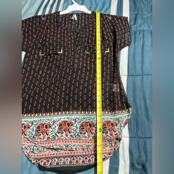 Live 4 Truth Shirt Women V Neck Boho Short Sleeve Blouse Top Elephant Size Small - Picture 8 of 10